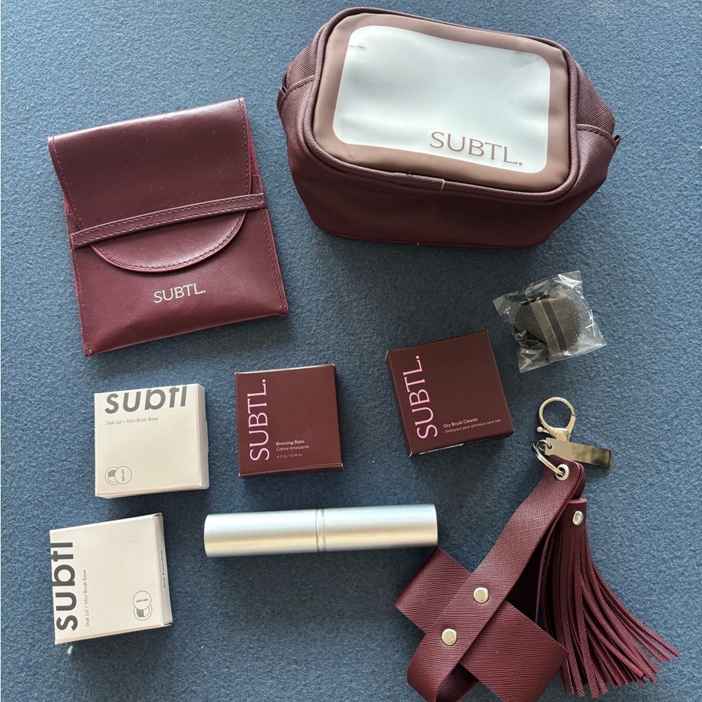 Subtl Makeup Set with Burgundy and Silver Accents